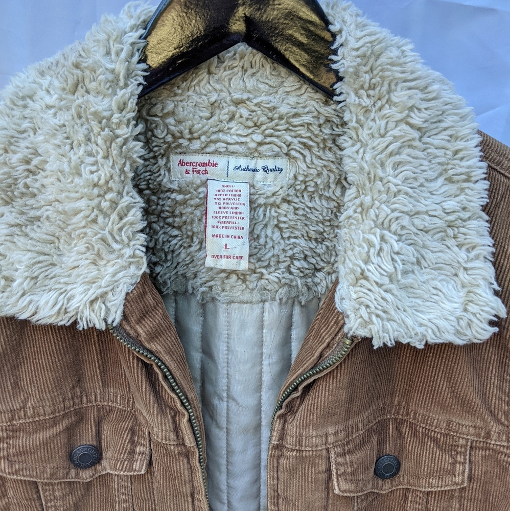 Abercrombie and Fitch Corduroy Shearling Jacket - Picture 2 of 8